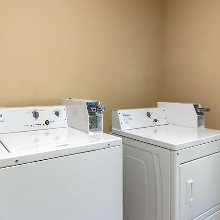 Comfort Suites Greensboro-High Point Ngoại thất bức ảnh
