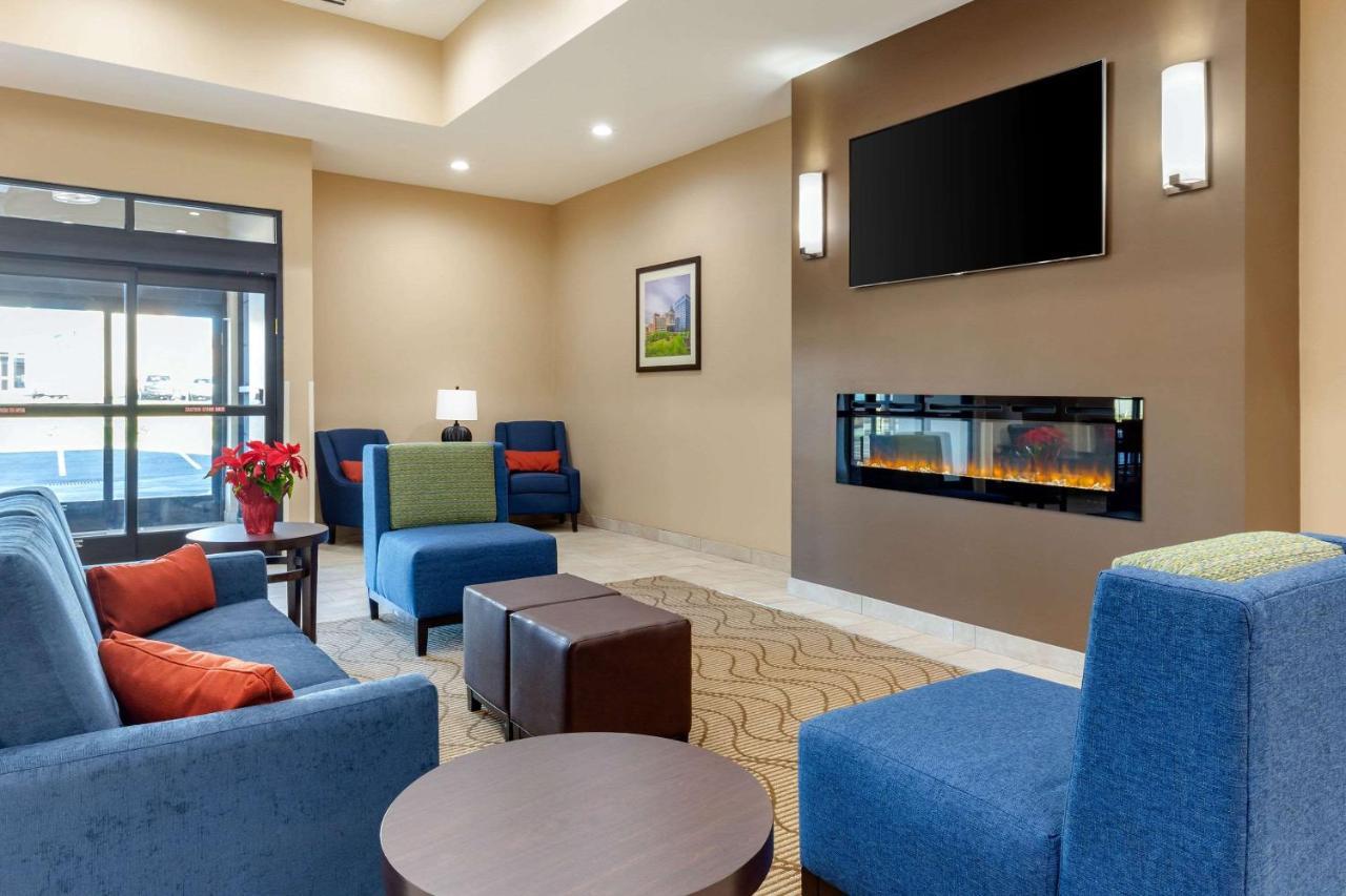 Comfort Suites Greensboro-High Point Ngoại thất bức ảnh